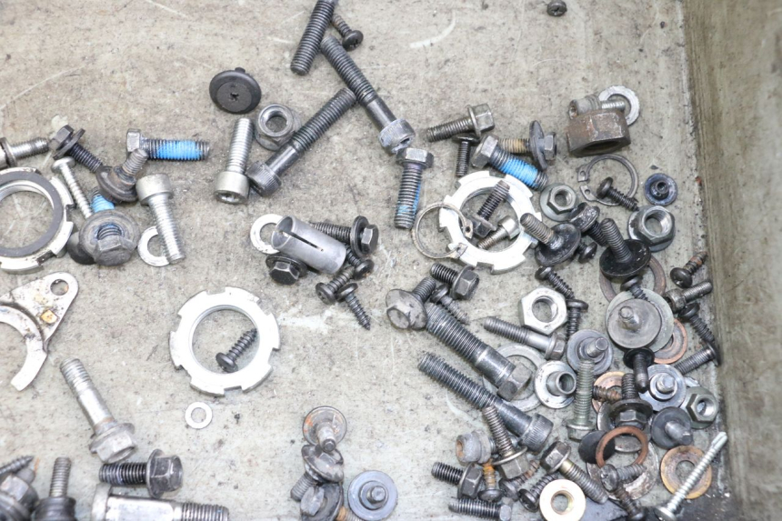 photo de SCREWS BAG MBK OVETTO ONE 2T 50 (2013 - 2017) - Zoom on usage condition