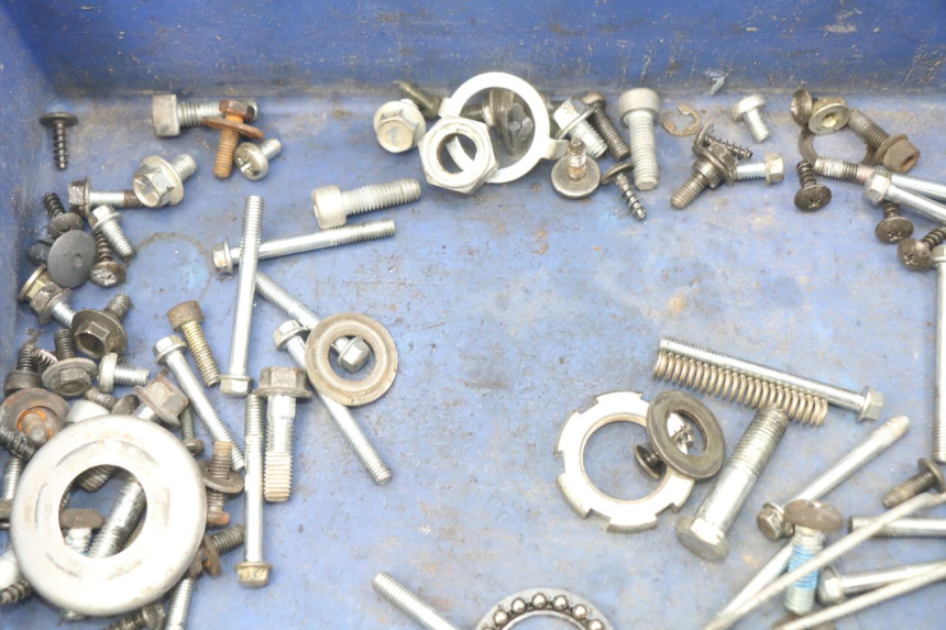 photo de SCREW FASTENER BAG MBK OVETTO 50 (1998 - 2007) - Alternative perspective