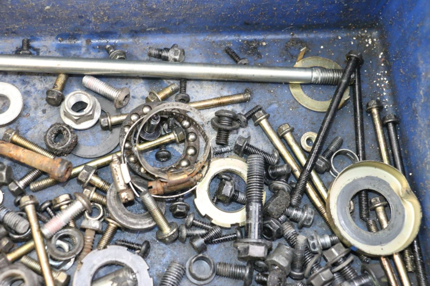 photo de SCREW FASTENER BAG PEUGEOT KISBEE 4T 50 (2018 - 2022) - Alternative perspective