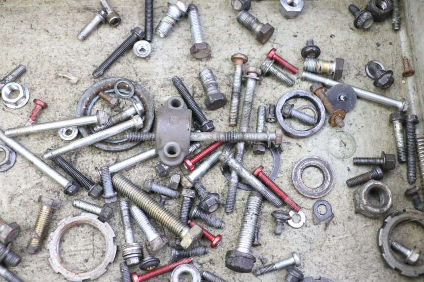 photo de SCREW FASTENER BAG PEUGEOT TKR TREKKER FURIOUS 50 (2005 - 2014) - Component detail