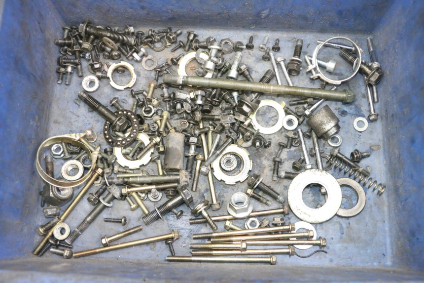 photo de SCREWS BAG PEUGEOT VIVACITY 125 (2010 - 2017) - Main view