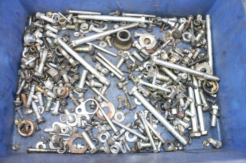 photo de SCREWS BAG PIAGGIO MP3 125 (2006 - 2014) - Main view