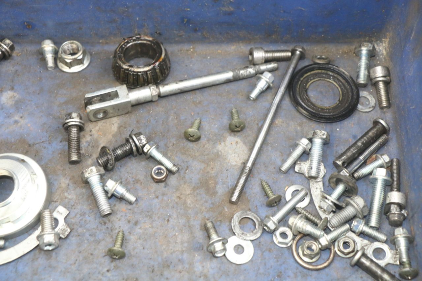 photo de SCREW FASTENER BAG YCF R-START 125 - Zoom on usage condition