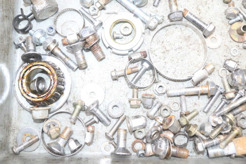 photo de SCREWS BAG REGAL RAPTOR SPYDER 125 (2010 - 2018) - Alternative perspective