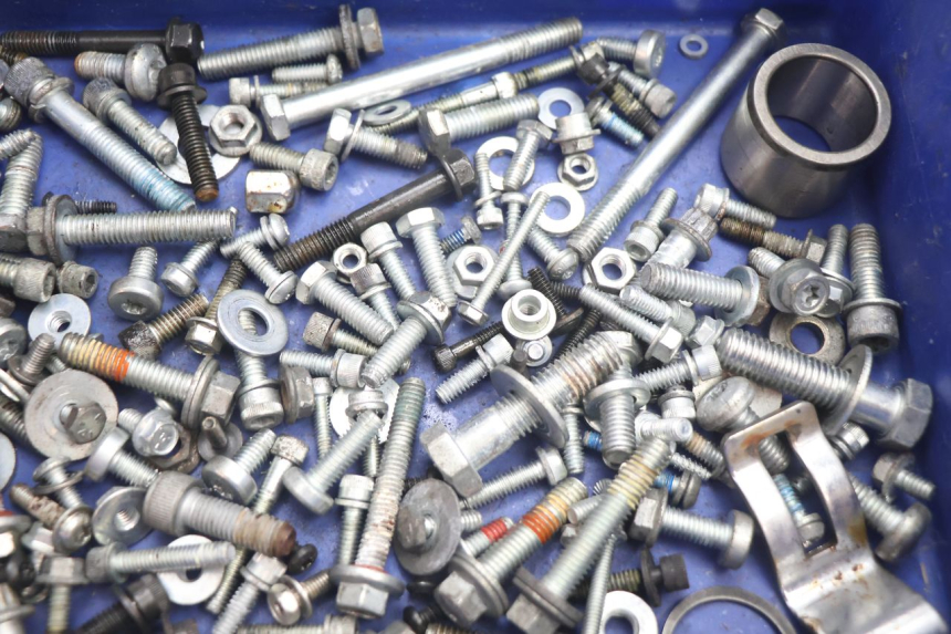 photo de SCREWS BAG HARLEY DAVIDSON ROAD GLIDE FLTRXSE 1920 (2018 - 2022) - Zoom on usage condition
