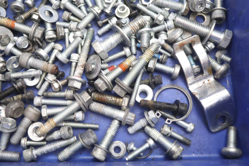 photo de SCREWS BAG HARLEY DAVIDSON ROAD GLIDE FLTRXSE 1920 (2018 - 2022) - Technical close-up