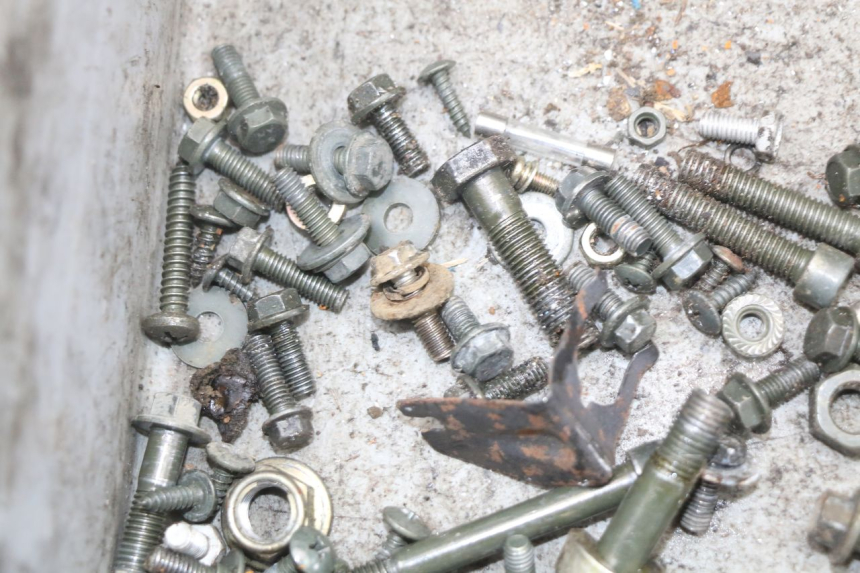 photo de SCREW FASTENER BAG TNT MOTOR ROMA 10' 2T 50 (2011 - 2018) - Component detail