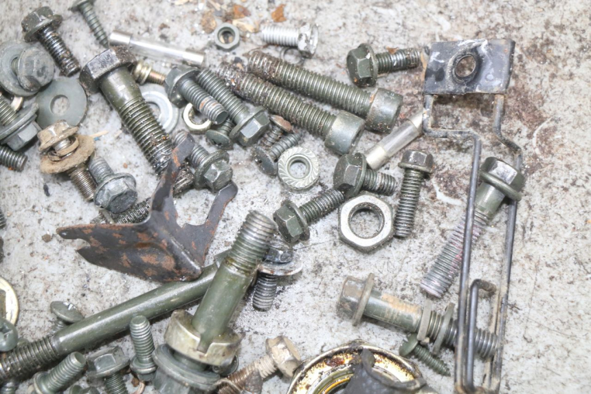 photo de SCREW FASTENER BAG TNT MOTOR ROMA 10' 2T 50 (2011 - 2018) - Zoom on usage condition