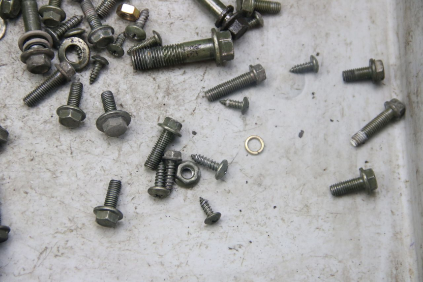 photo de SCREW FASTENER BAG TNT MOTOR ROMA 10' 4T 50 (2019 - 2022) - Zoom on usage condition