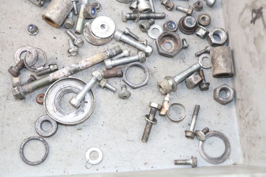 photo de SCREWS BAG RIEJU RR 50 (1998 - 2007) - Component detail