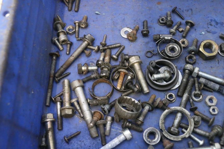 photo de SCREWS BAG GILERA RUNNER SP 50 (2002 - 2004) - Surface and material condition