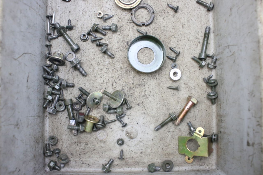 photo de SCREW FASTENER BAG KEEWAY RY6 2T 50 (2011 - 2019) - Alternative perspective