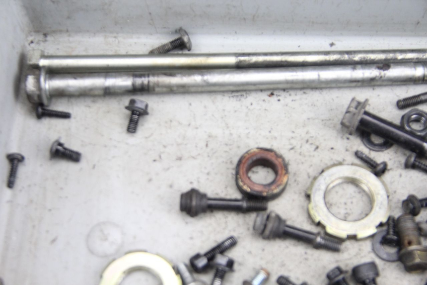 photo de SCREWS BAG DAELIM S2 125 (2006 - 2007) - Technical close-up