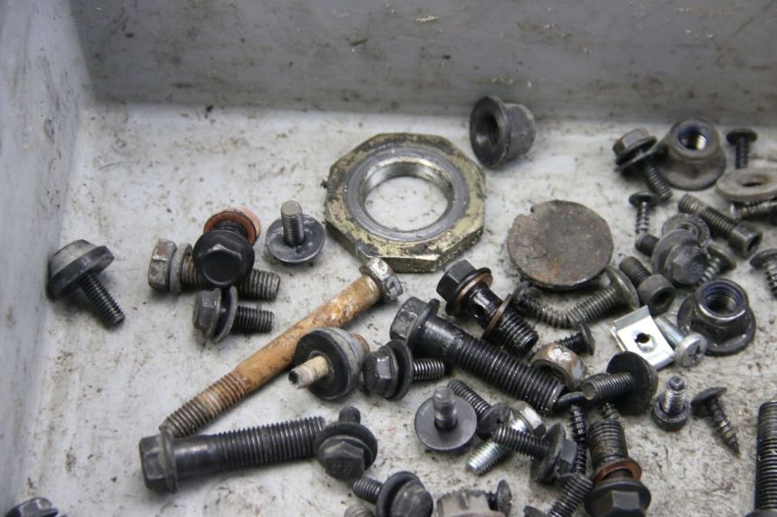 photo de SCREW FASTENER BAG LVNENG S5 1 (2019 - 2023) - Technical close-up