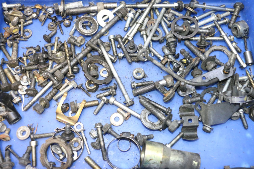 photo de SCREWS BAG PEUGEOT SATELIS COMPRESSOR K15 125 (2006 - 2009) - Component detail