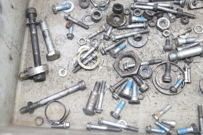 photo de SCREWS BAG DERBI SENDA SM DRD 50 (2008 - 2013) - Alternative perspective