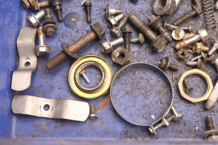 photo de SCREWS BAG HONDA SH 125 (2001 - 2003) - Alternative perspective