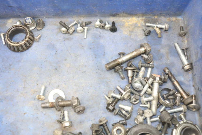 photo de SCREW BAG SUZUKI SIXTEEN 125 (2008 - 2010) - Alternative perspective