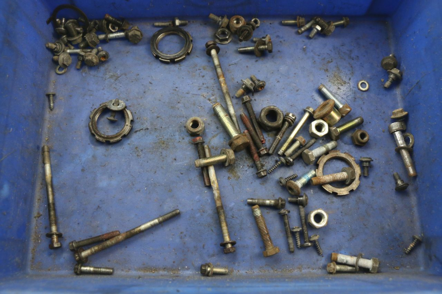 photo de SCREWS BAG PEUGEOT SPEEDFIGHT 2 AC 50 (2000 - 2009) - Main view