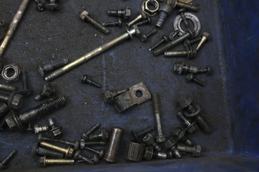 photo de SCREWS BAG PEUGEOT STREETZONE 2T 50 (2014 - 2019) - Technical close-up