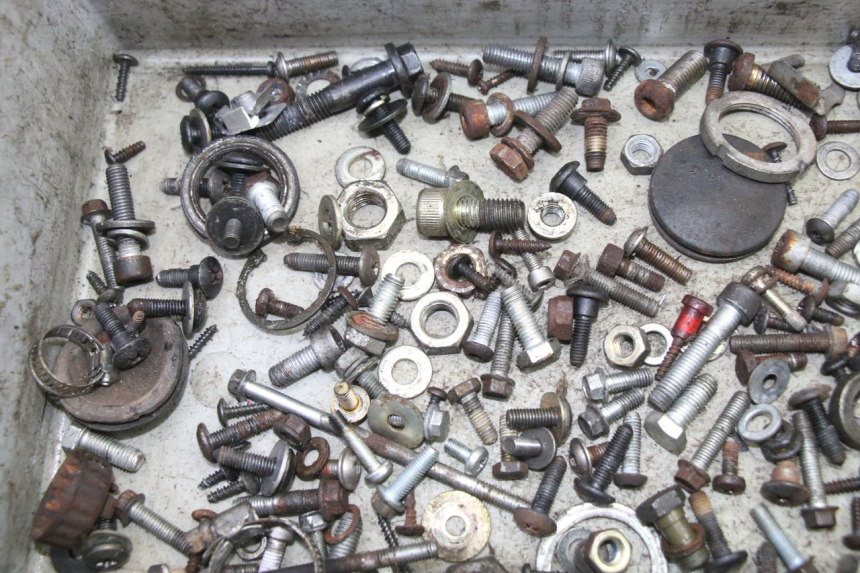 photo de SCREWS BAG PIAGGIO SUPER LX 125 (2000 - 2003) - Component detail