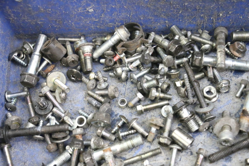 photo de SCREWS BAG SUZUKI BURGMAN 125 (2015 - 2017) - Technical close-up
