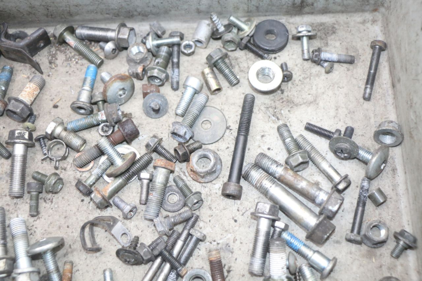 photo de SCREWS BAG SUZUKI GS F 500 (2004 - 2007) - Zoom on usage condition