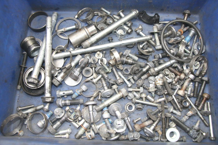 photo de SCREWS BAG SUZUKI GSX F GSXF 650 (2007 - 2015) - Main view