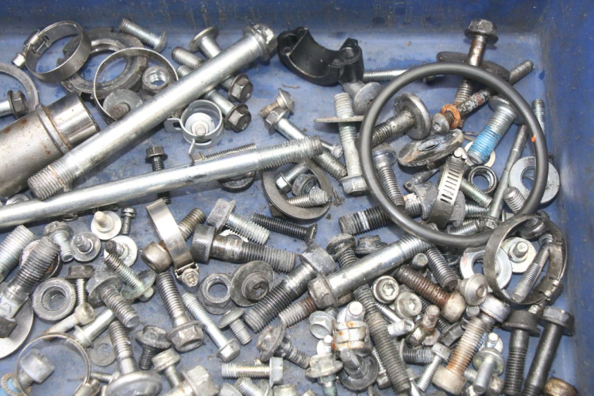 photo de SCREWS BAG SUZUKI GSX F GSXF 650 (2007 - 2015) - Zoom on usage condition