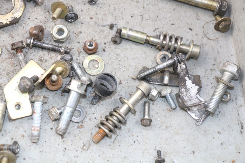 photo de SCREWS BAG PEUGEOT SV 80 (1993 - 1997) - Zoom on usage condition