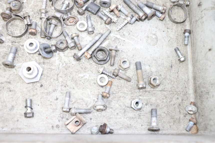 photo de SCREWS BAG KTM SX 85 (2013 - 2017) - Zoom on usage condition