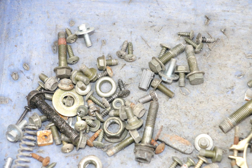 photo de SCREW FASTENER BAG SYM ORBIT 2 4T 50 (2008 - 2017) - Alternative perspective