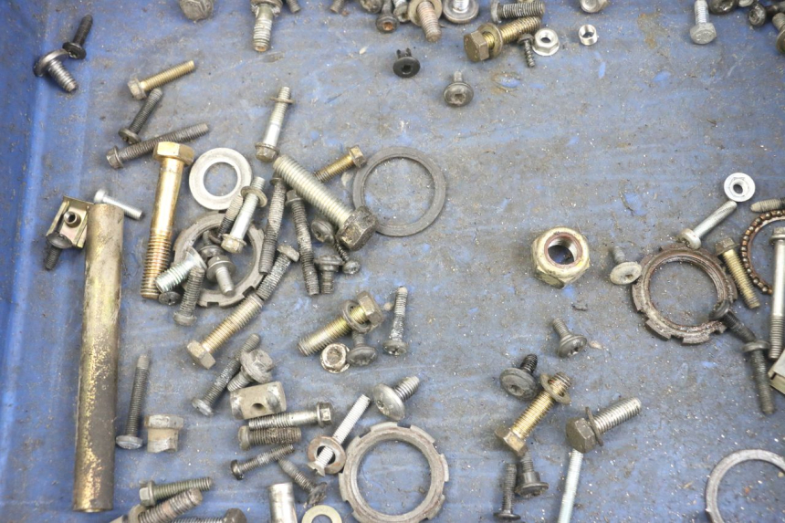 photo de SCREW FASTENER BAG PEUGEOT TKR TREKKER FURIOUS 50 (2005 - 2014) - Component detail