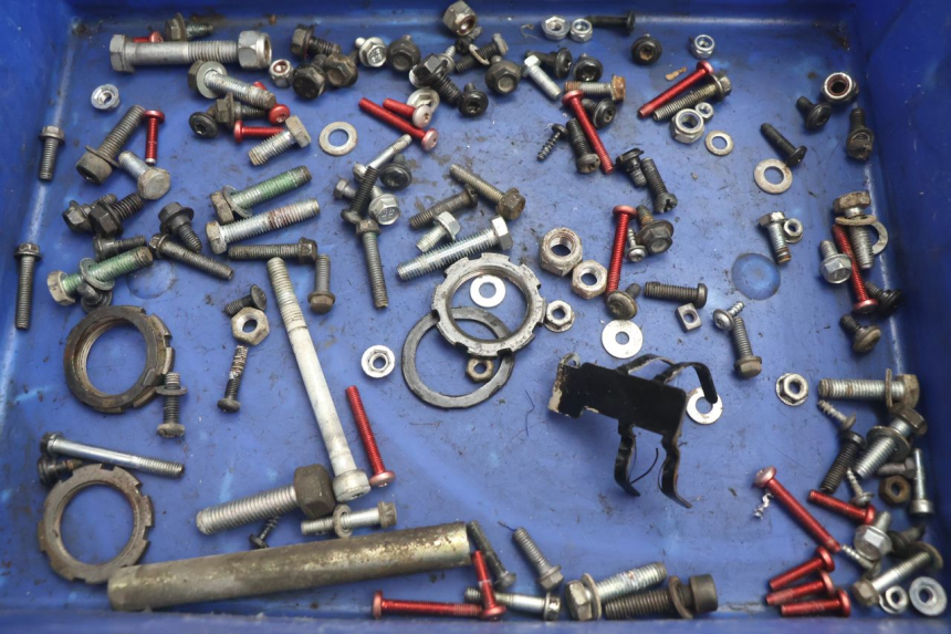photo de SCREW FASTENER BAG PEUGEOT TKR TREKKER FURIOUS 50 (2005 - 2014) - Main view
