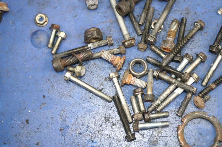 photo de SCREWS BAG PEUGEOT TREKKER TKR 50 (2005 - 2014) - Zoom on usage condition