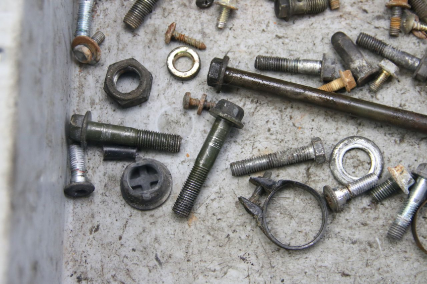 photo de SCREW FASTENER BAG PEUGEOT TWEET 4T 50 (2010 - 2014) - Component detail