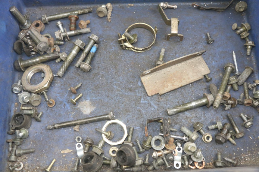 photo de SCREW FASTENER BAG PEUGEOT TWEET 4T 50 (2018 - 2022) - Component detail