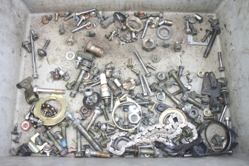 photo de SCREW FASTENER BAG PEUGEOT TWEET 4T 50 (2014 - 2019) - Main view