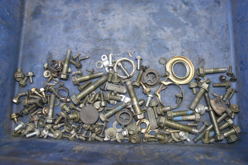 photo de SCREWS BAG PEUGEOT TWEET PRO EFI 4T 50 (2021 - 2022) - Main view