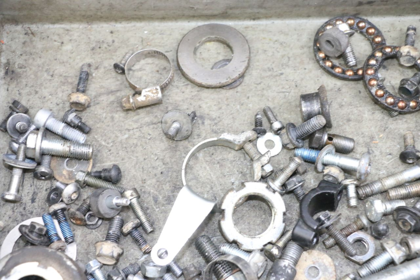 photo de SCREWS BAG YAMAHA TZR 50 (2008 - 2016) - Zoom on usage condition