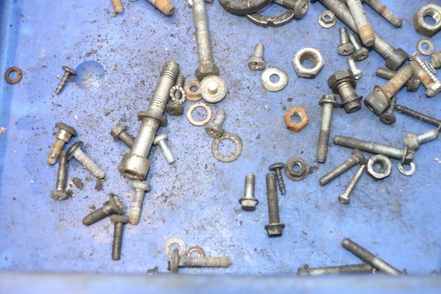 photo de SCREW FASTENER BAG PIAGGIO VESPA LX 2T 50 (2005 - 2013) - Zoom on usage condition