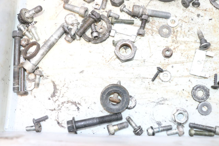 photo de SCREW FASTENER BAG PIAGGIO VESPA PRIMAVERA 2T 50 (2013 - 2018) - Zoom on usage condition