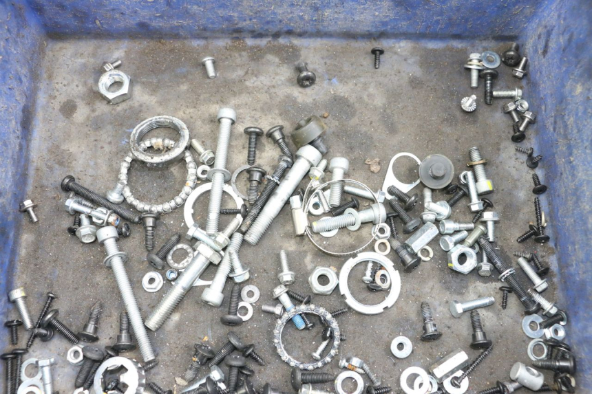 photo de SCREWS BAG PIAGGIO VESPA PRIMAVERA 4T 50 (2021 - 2024) - Component detail