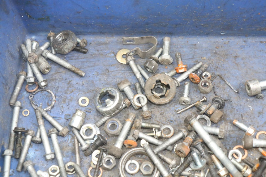 photo de SCREW FASTENER BAG PIAGGIO VESPA S 2T 50 (2007 - 2014) - Alternative perspective