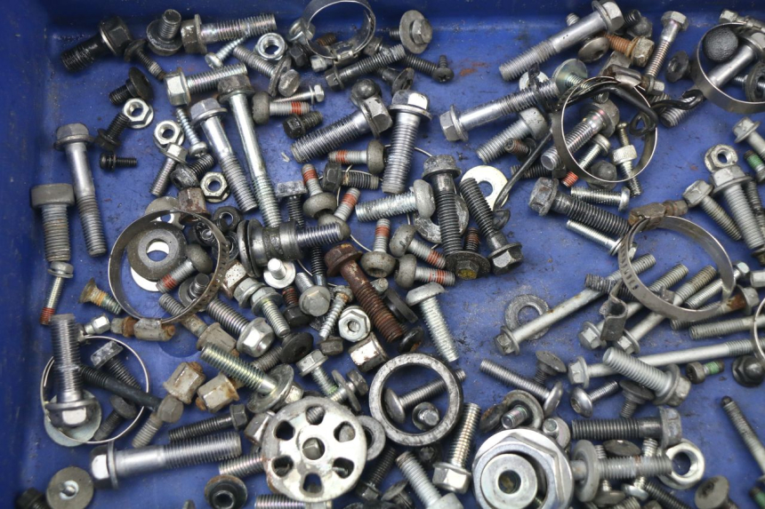 photo de SCREWS BAG HONDA VFR F 1200 (2010 - 2015) - Technical close-up