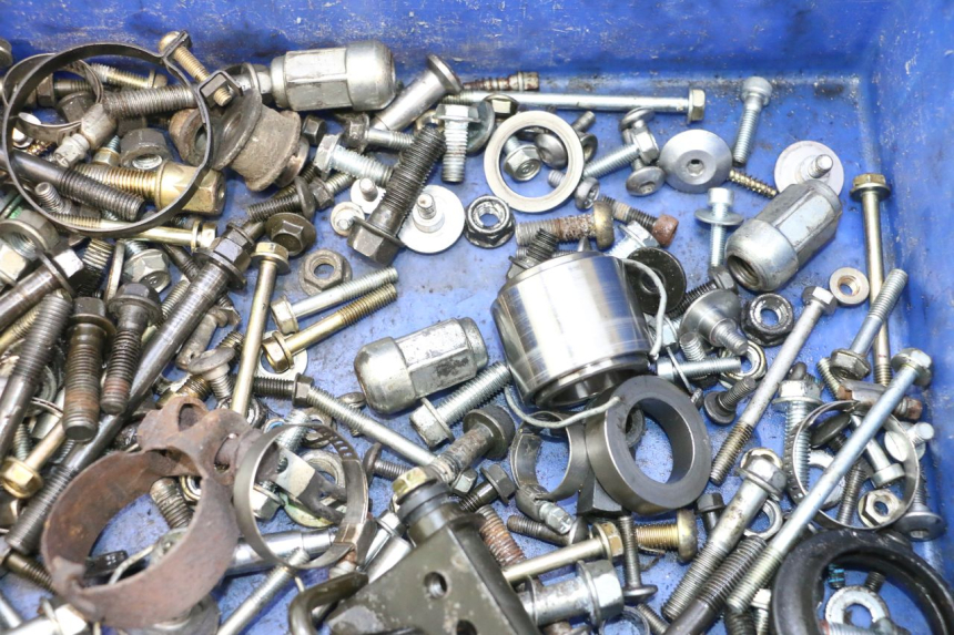 photo de SCREWS BAG HONDA VFR FI RC46 800 (1998 - 2001) - Zoom on usage condition