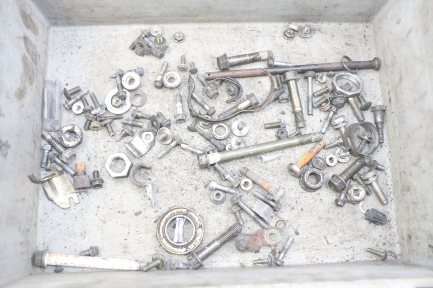 photo de SCREW FASTENER BAG KYMCO VITALITY 2T 50 (2004 - 2010) - Main view