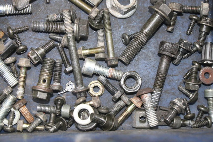 photo de SCREW FASTENER BAG PEUGEOT VIVACITY NEW 2T 50 (2008 - 2017) - Technical close-up