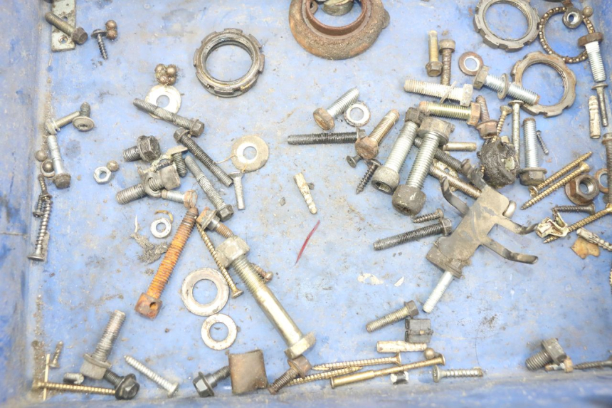 photo de SCREW FASTENER BAG PEUGEOT VIVACITY 50 (1998 - 2003) - Component detail