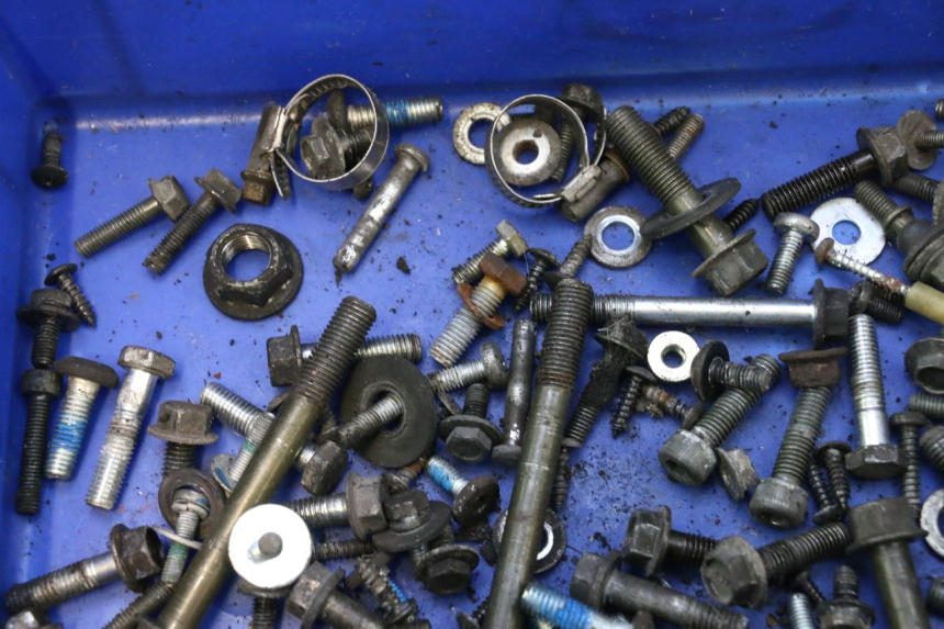 photo de SCREW FASTENER BAG YAMAHA XMAX X-MAX 125 (2006 - 2009) - Product overview
